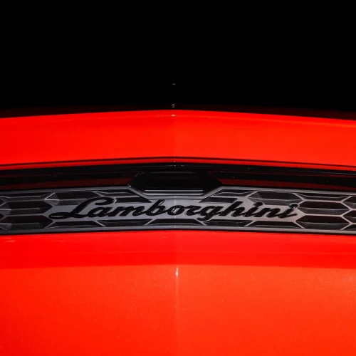 LAMBO URUS-6