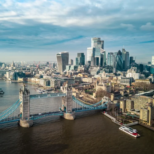 LONDON-2-converti-depuis-png