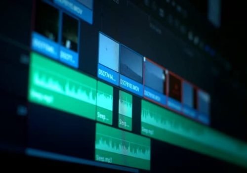 Besoin d’un montage vidéo professionnel ? 98 Production est là pour vous ! Si vous recherchez des vidéos de qualité professionnelle, et que vous souhaitez passer à l’étape supérieure, 98 Production est l'entreprise qu'il vous faut. Basée à Montpellier, nous offrons des services de montage vidéo haut de gamme, que ce soit pour des projets d'entreprise, des films, ou des vidéos événementielles. Grâce à notre équipe expérimentée et à notre équipement de pointe, nous vous garantissons des résultats qui feront briller vos projets !